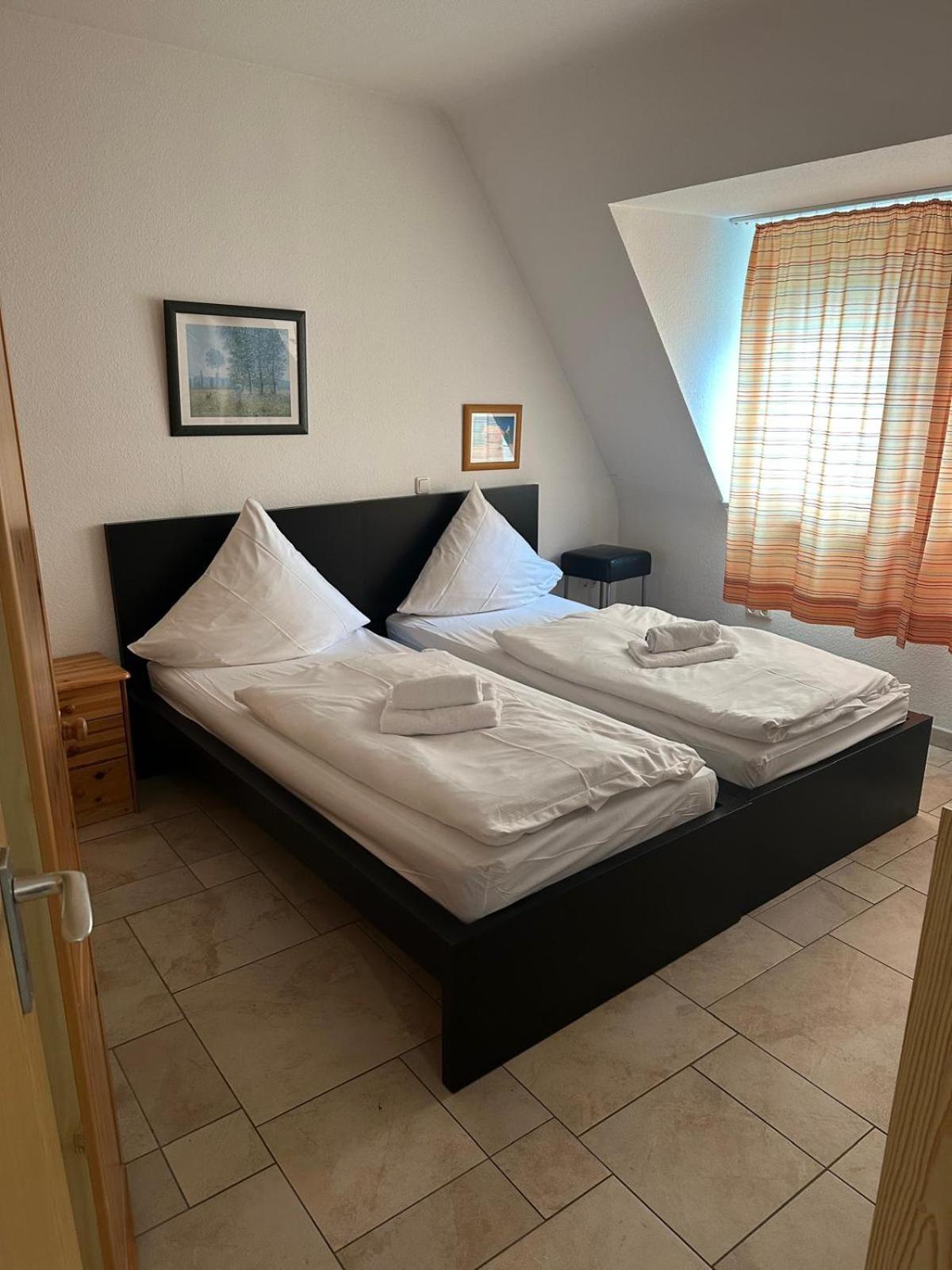 City Center - 4 Room Apartment With Kitchen And 2 Bathrooms Norymberga Zewnętrze zdjęcie